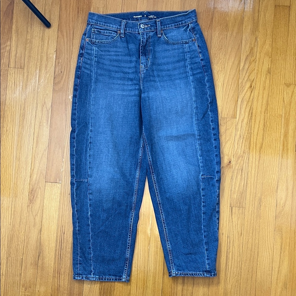 Old Navy Barrel High Rise 10 tall - Picture 9 of 9